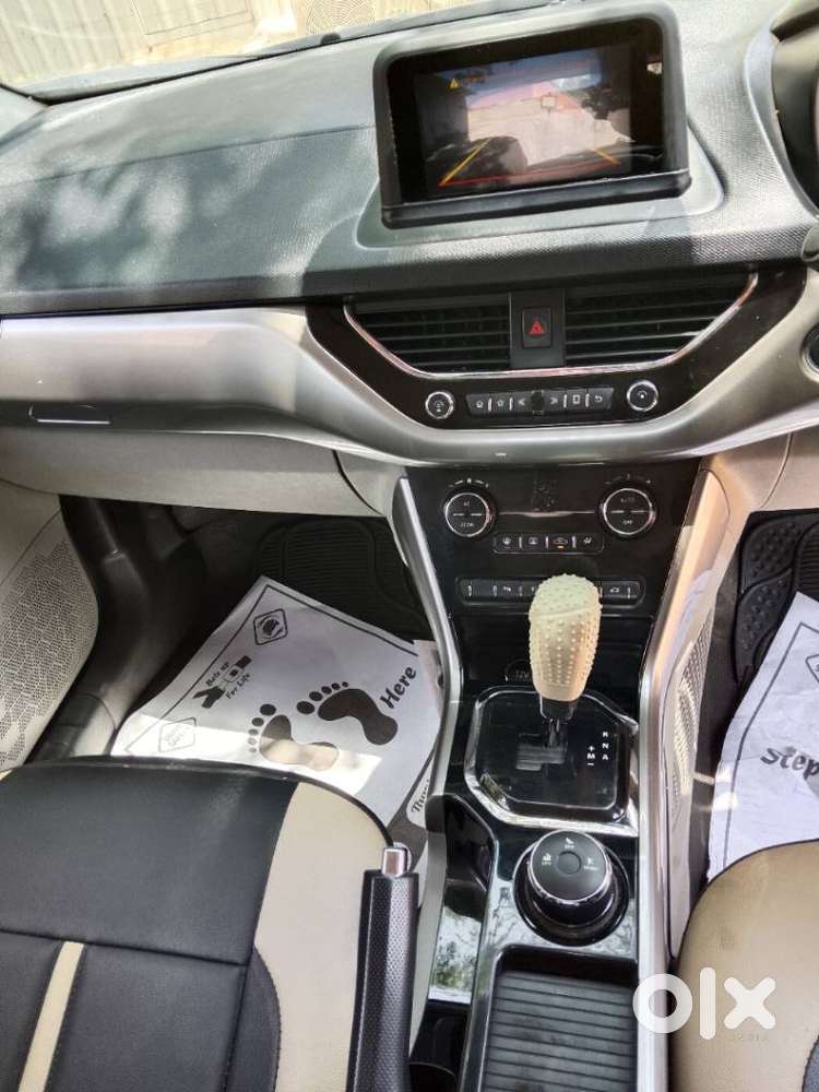 Tata Nexon 1.2 Revotron Xza Plus, 2018, Petrol