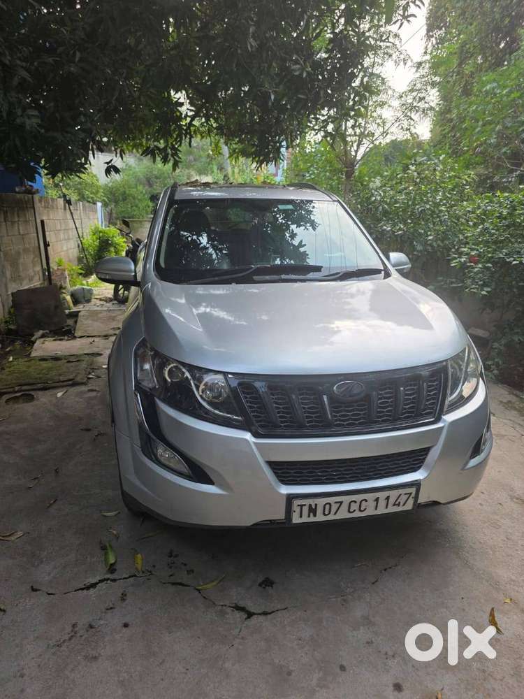 Mahindra Xuv500 - W10