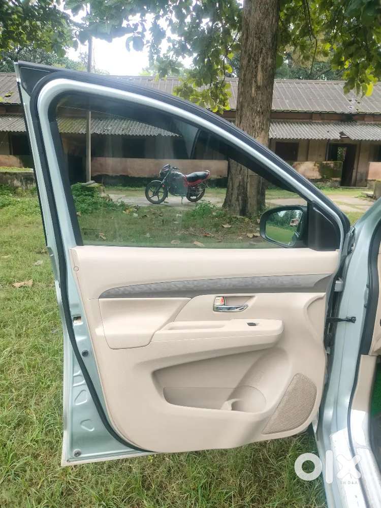 Maruti Suzuki Ertiga Vxi 2024
