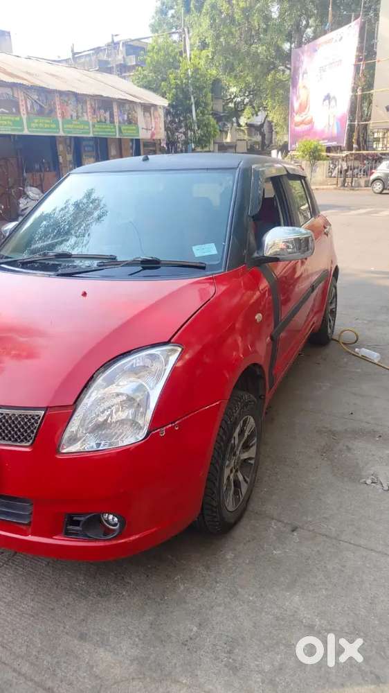 Maruti Suzuki Swift.laal Pari