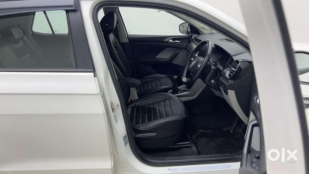 Skoda Kushaq Ambition 1.0l Tsi Mt, 2023, Petrol