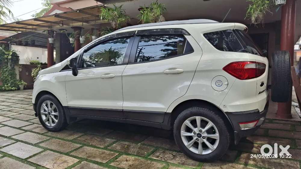 Ecosport Petrol  41810 Km  Rs. 625000/-