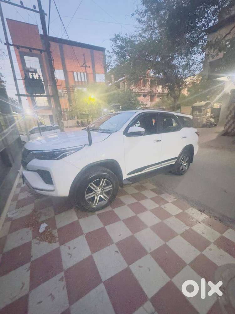 Toyota Fortuner 2022 Diesel Well Maintained