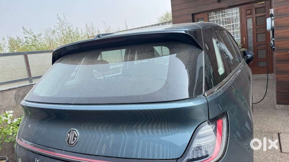 Mg Windsor Ev Essence 2025