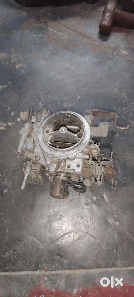 800 Car Carburettor