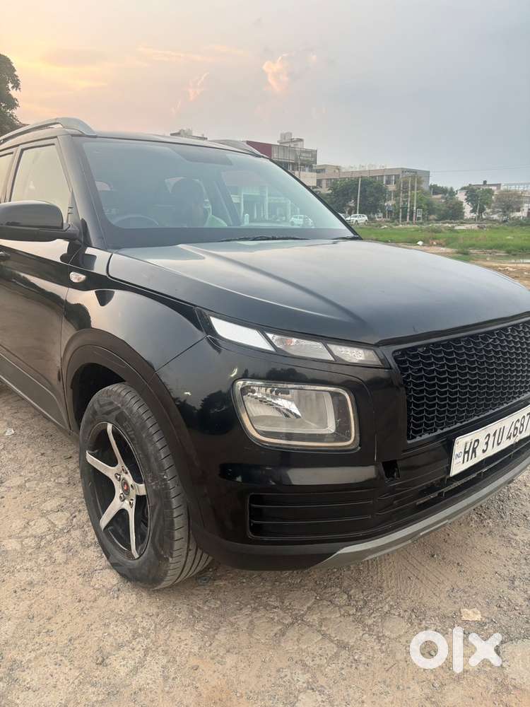 Hyundai Venue 2024 Petrol Good Condition