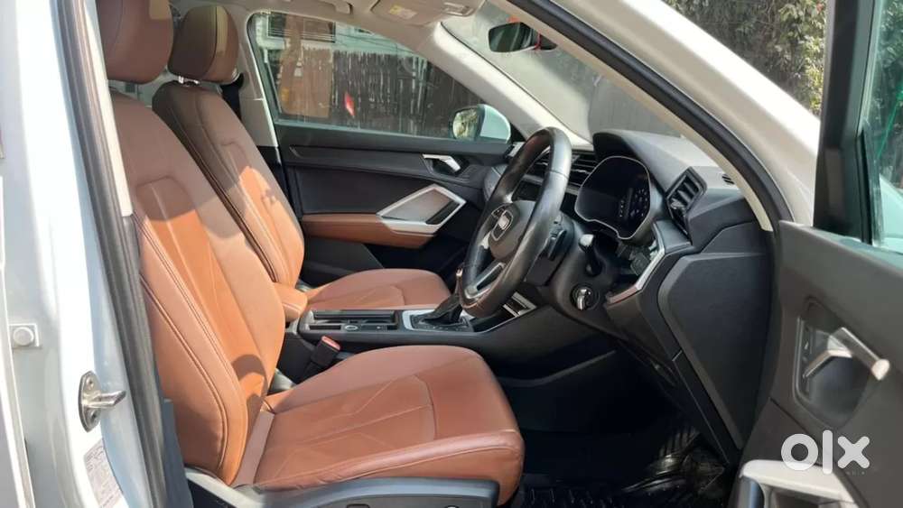 Audi Q3 40 Tfsi Premium Plus, 2023, Petrol