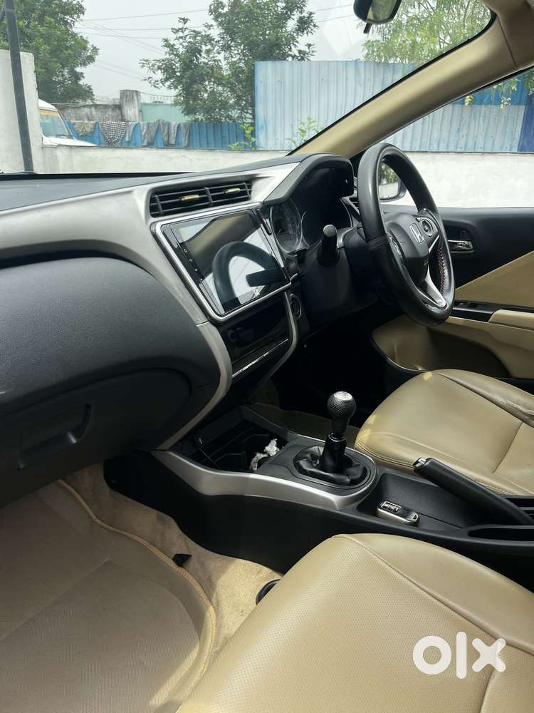 Honda City 1.5 V Cvt I-vtec Mt, 2018, Petrol