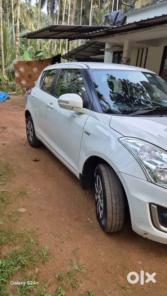 Swift Maruti Suzuki 2015 72000 Km Driven
