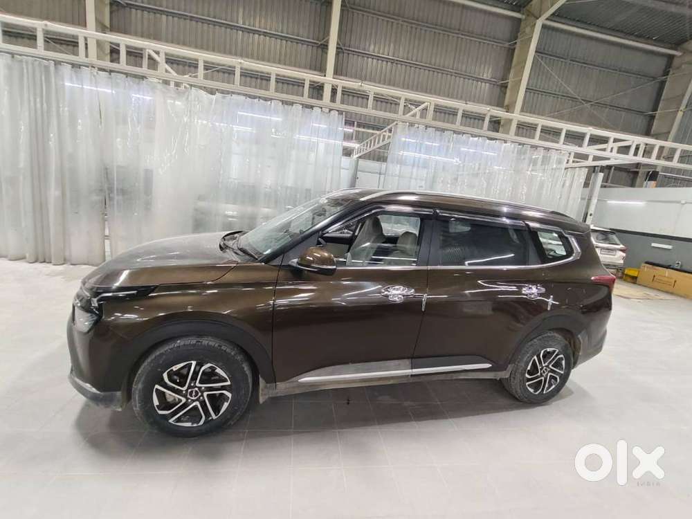 Kia Carens 2022 Diesel 25000 Km Driven
