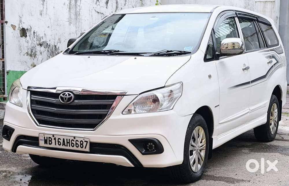 Toyota Innova 2.5 G (diesel) 8 Seater, 2014, Diesel