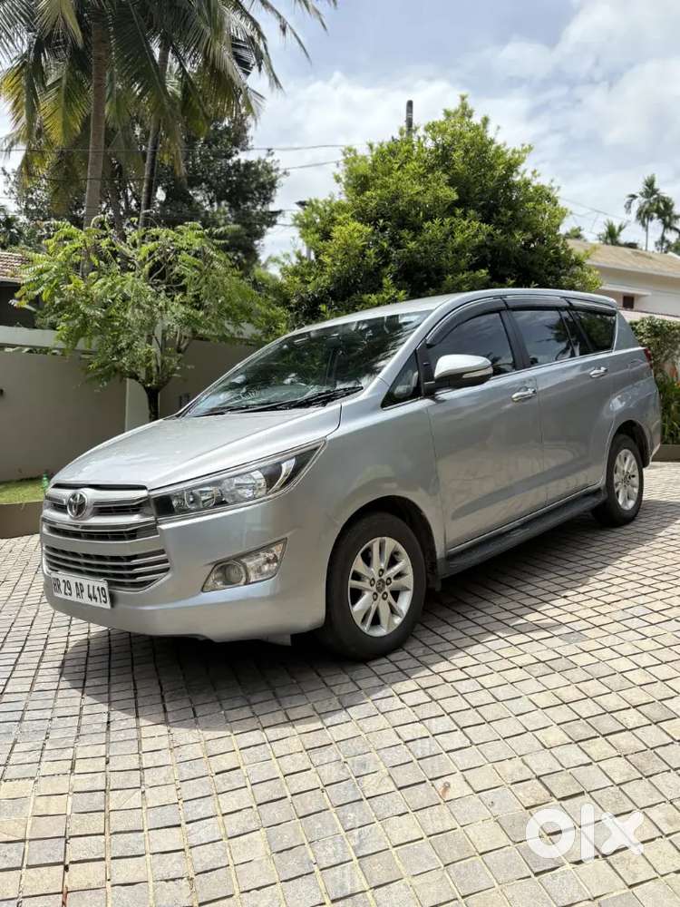 Innova Crysta 2.8g Automatic