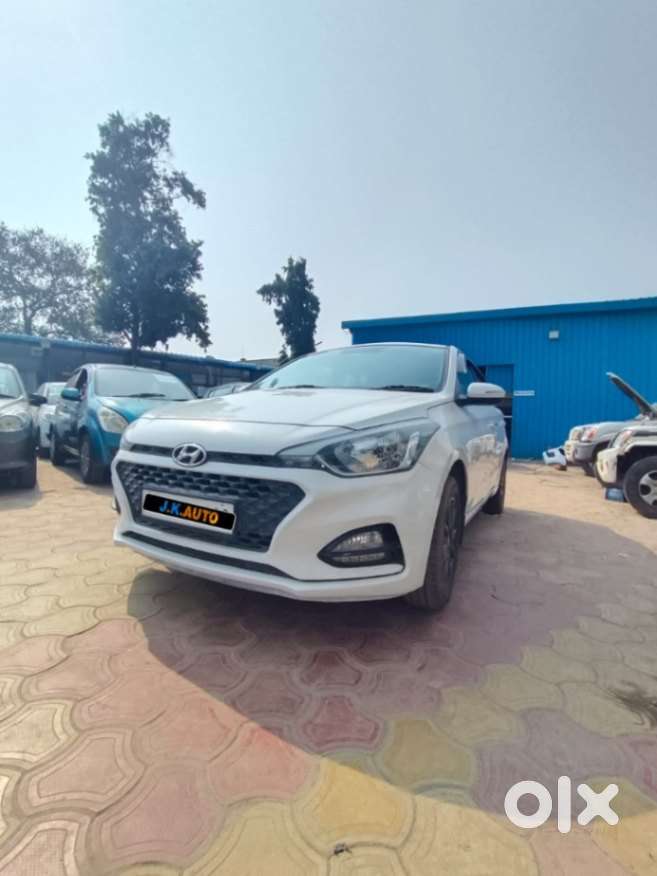 Hyundai I20 Asta (o) 1.2 Mt, 2018, Petrol