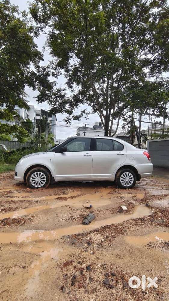 Maruti Suzuki Dzire 1.2 Vxi, 2010, Petrol