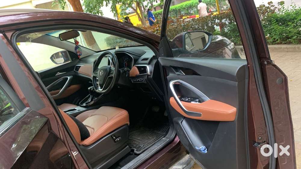 Mg Hector Plus - Dct Petrol