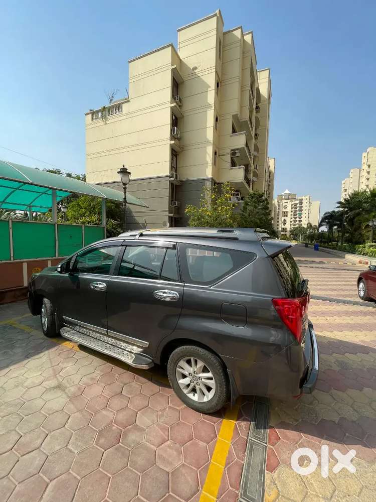 Toyota Innova Crysta 2017