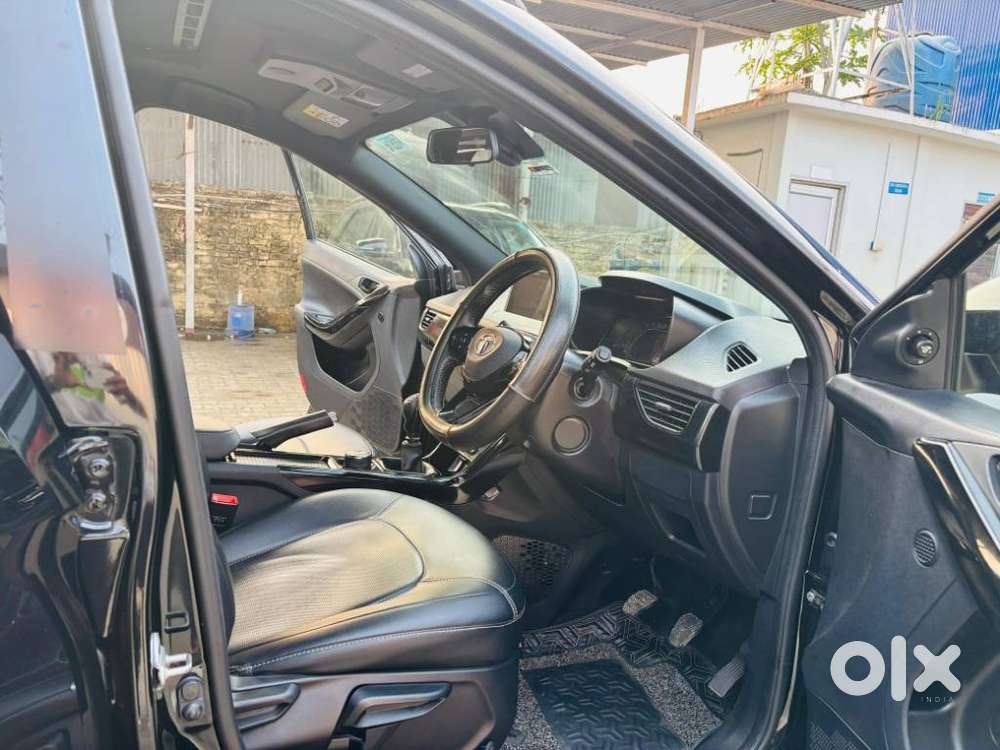 Tata Nexon 1.5 Revotorq Xz Plus (o) Dark Edition, 2023, Petrol
