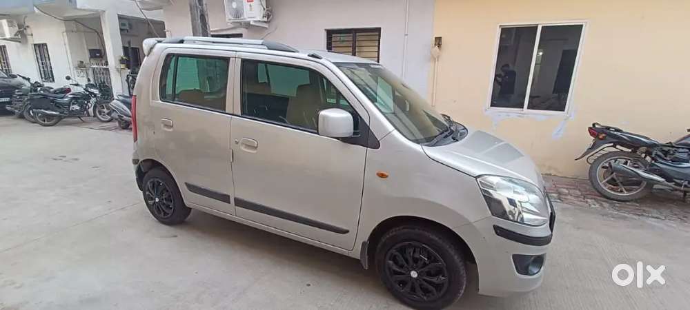 Maruti Suzuki Wagon R 2015 Petrol Well Maintained