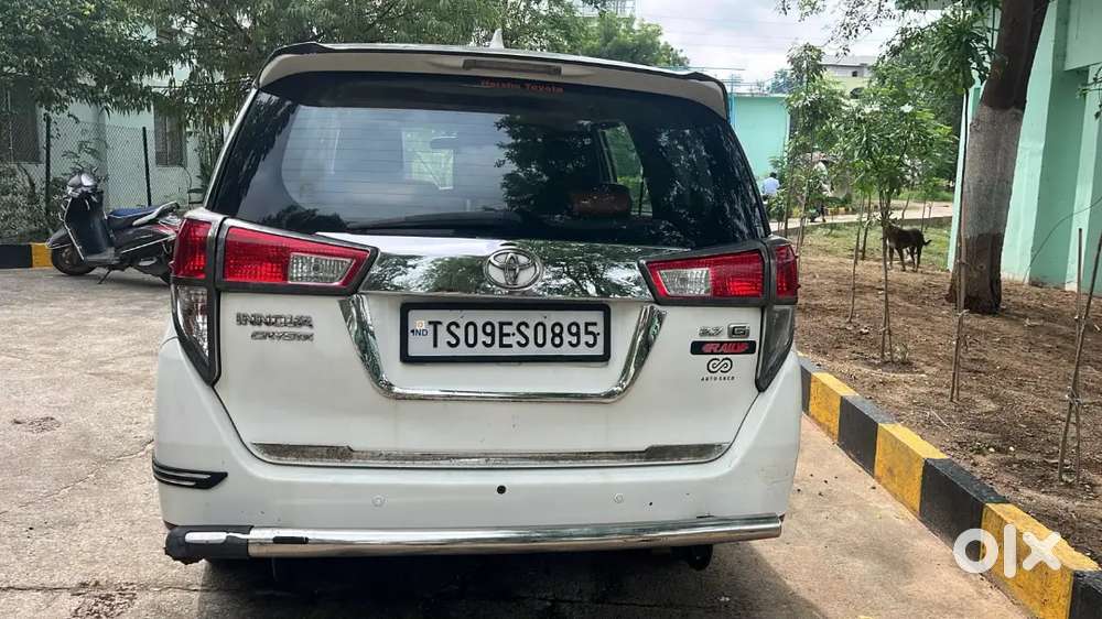 Toyota Innova Crysta 2017 Petrol Mt 7 Str