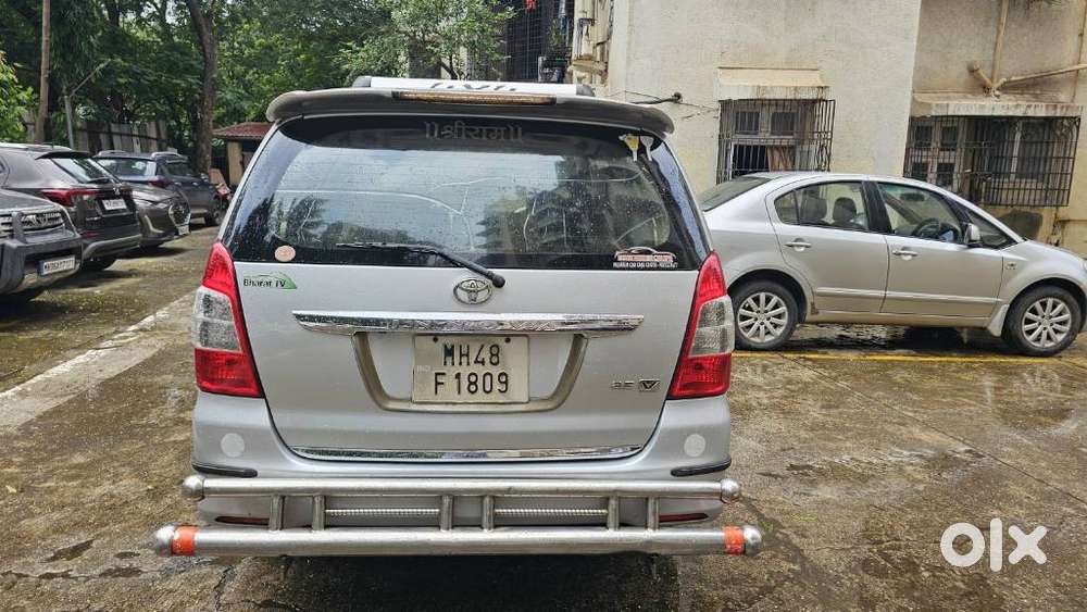 Toyota Innova 2.5 Vx 8 Seater Bs Iv, 2013, Diesel