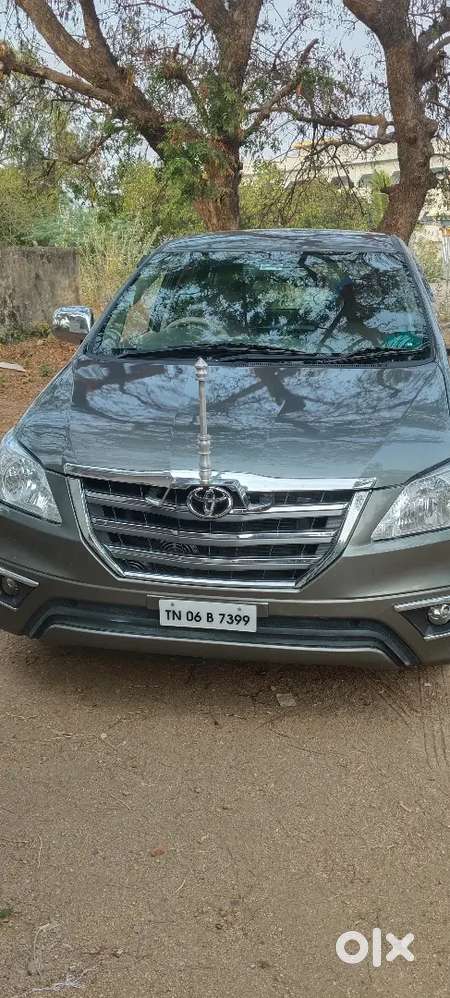 Toyota Innova 2010