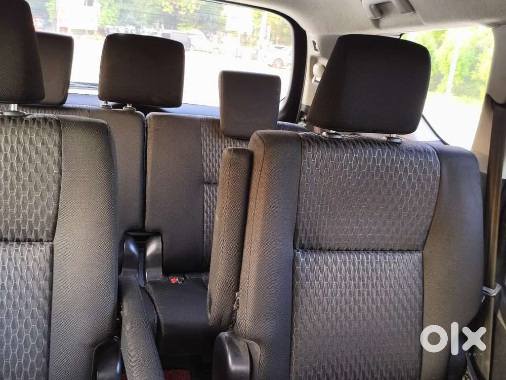 Toyota Innova Crysta 2.4 G Mt, 2022, Diesel