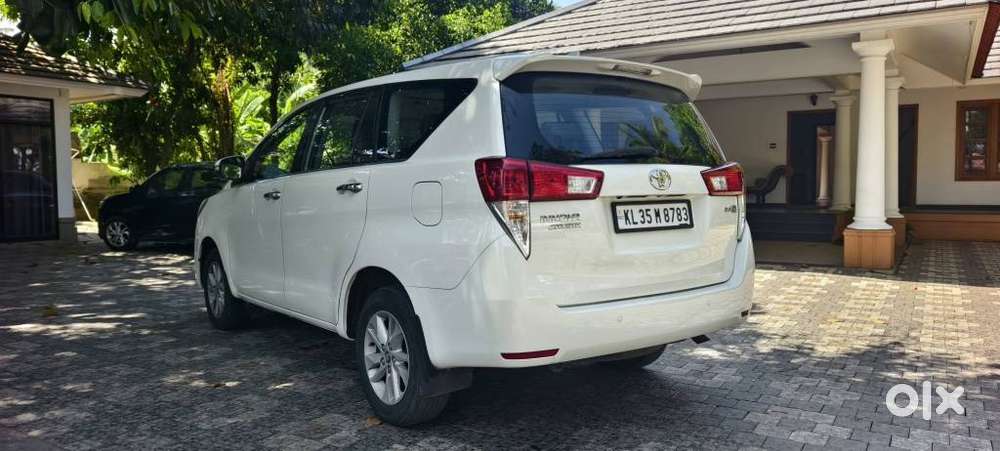 Toyota Innova Crysta 2.4 V, 2017, Diesel