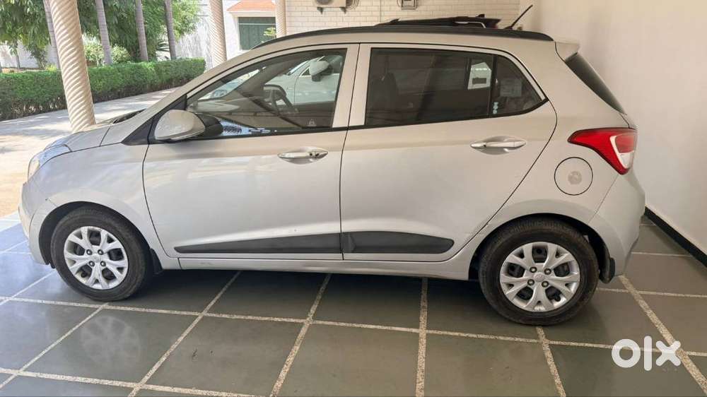 Hyundai Grand I10 2014 Petrol Full Service Record  Non Accidental