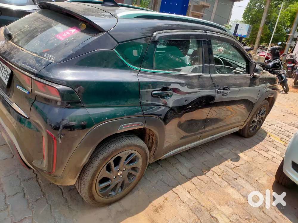 Maruti Suzuki Fronx 2024 Petrol Well Maintained