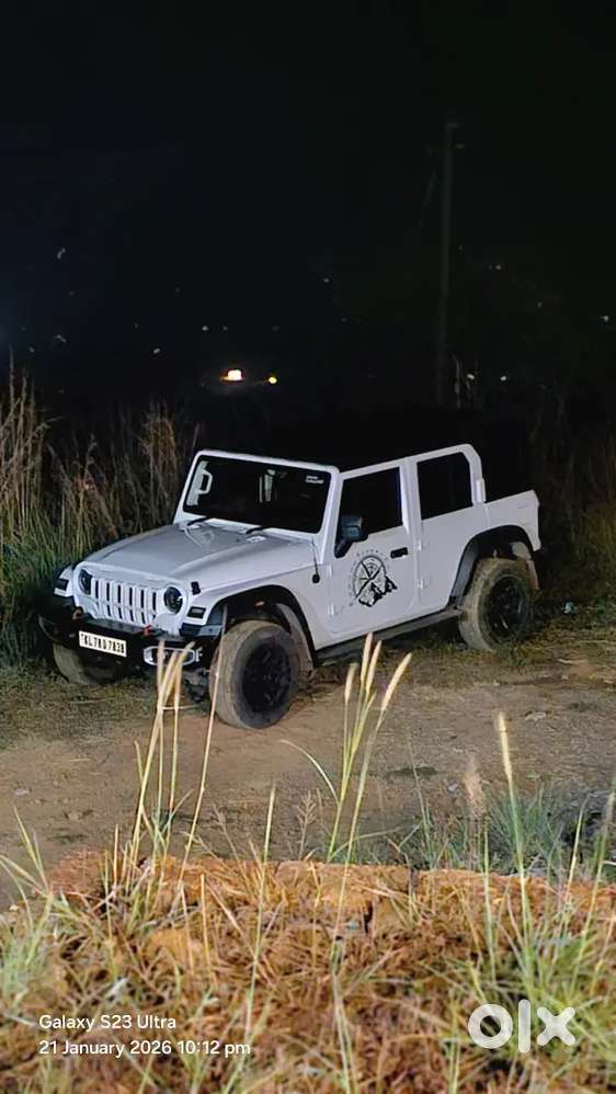 Mahindra Thar Roxx 2025