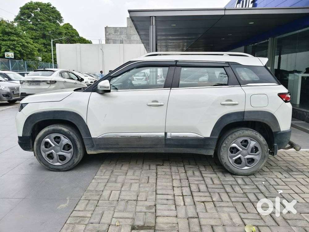 Maruti Suzuki Brezza 1.5 Vxi Smart Hybrid, 2023, Petrol