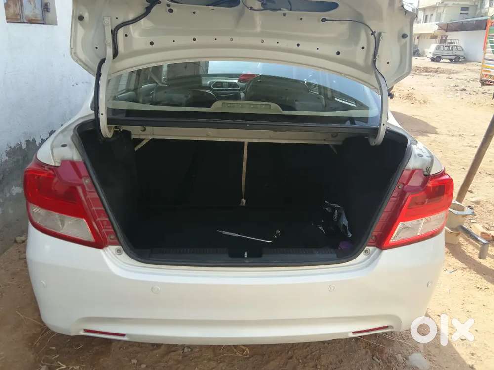 સ્વીswift Dzire Zdi
