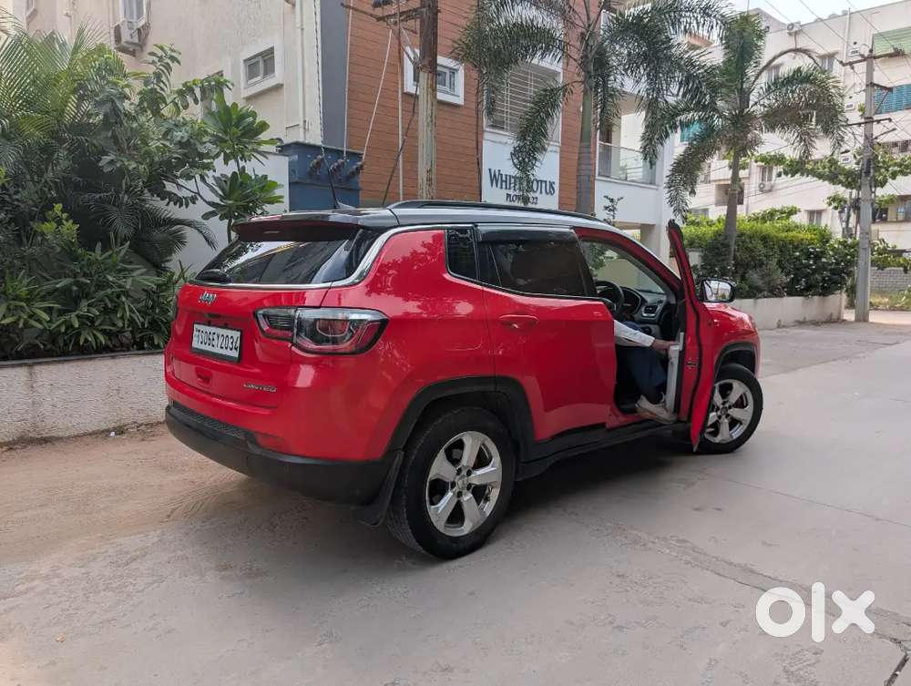 Jeep Compass 2017 Petrol 95300 Km Driven
