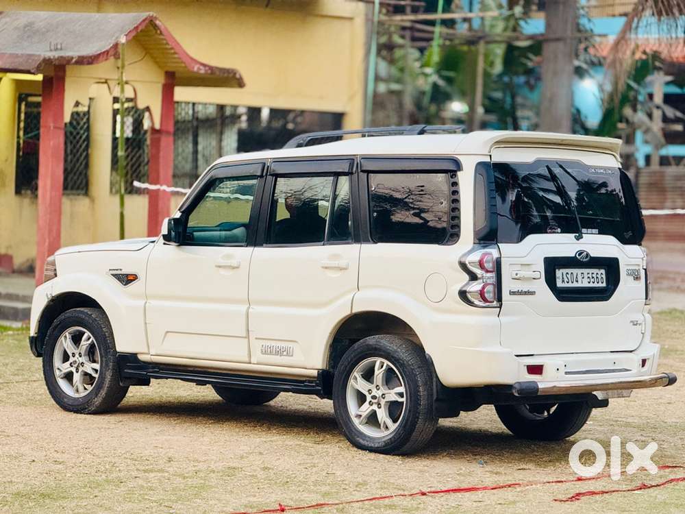 Mahindra Scorpio Classic 2016