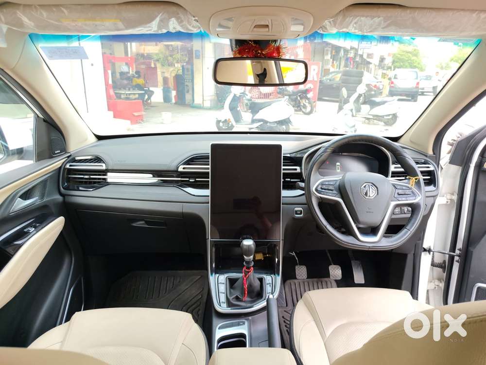 Mg Hector Sharp Pro 1.5 Turbo Mt, 2025, Petrol