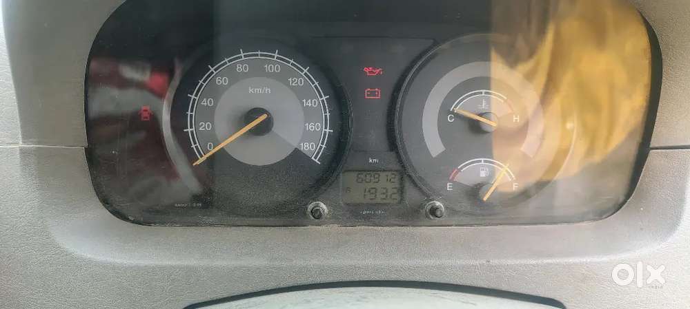 Tata Sumo Grande 2011