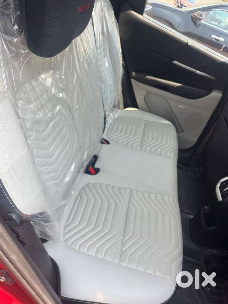 Kia Sonet 2023 Petrol Well Maintained