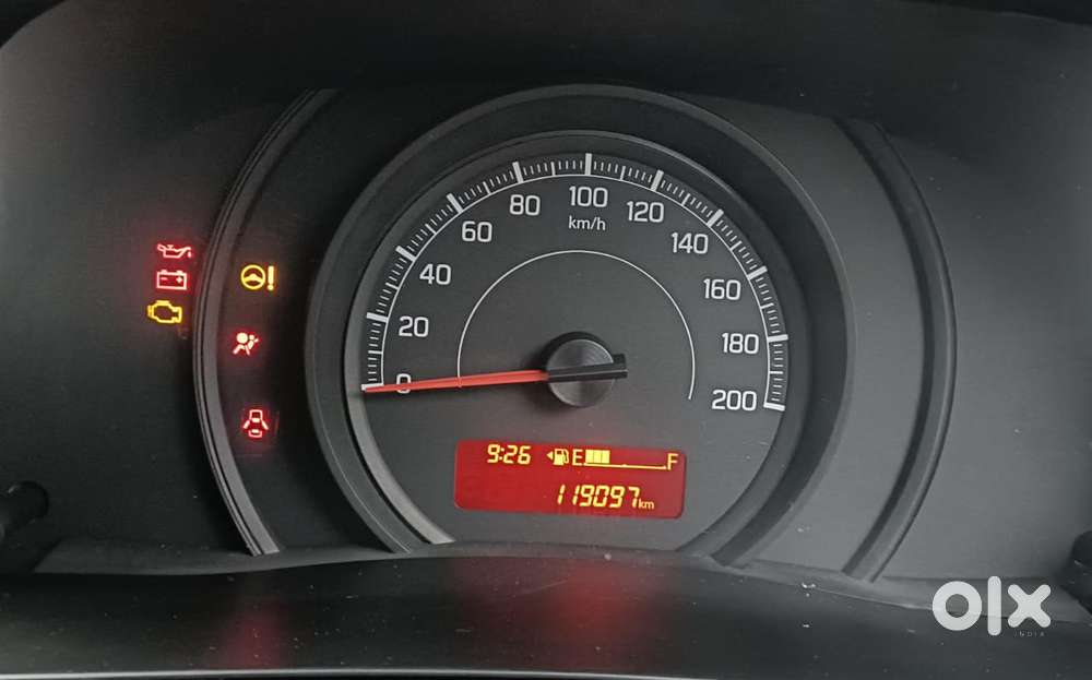 Maruti Suzuki Swift Lxi, 2018, Petrol