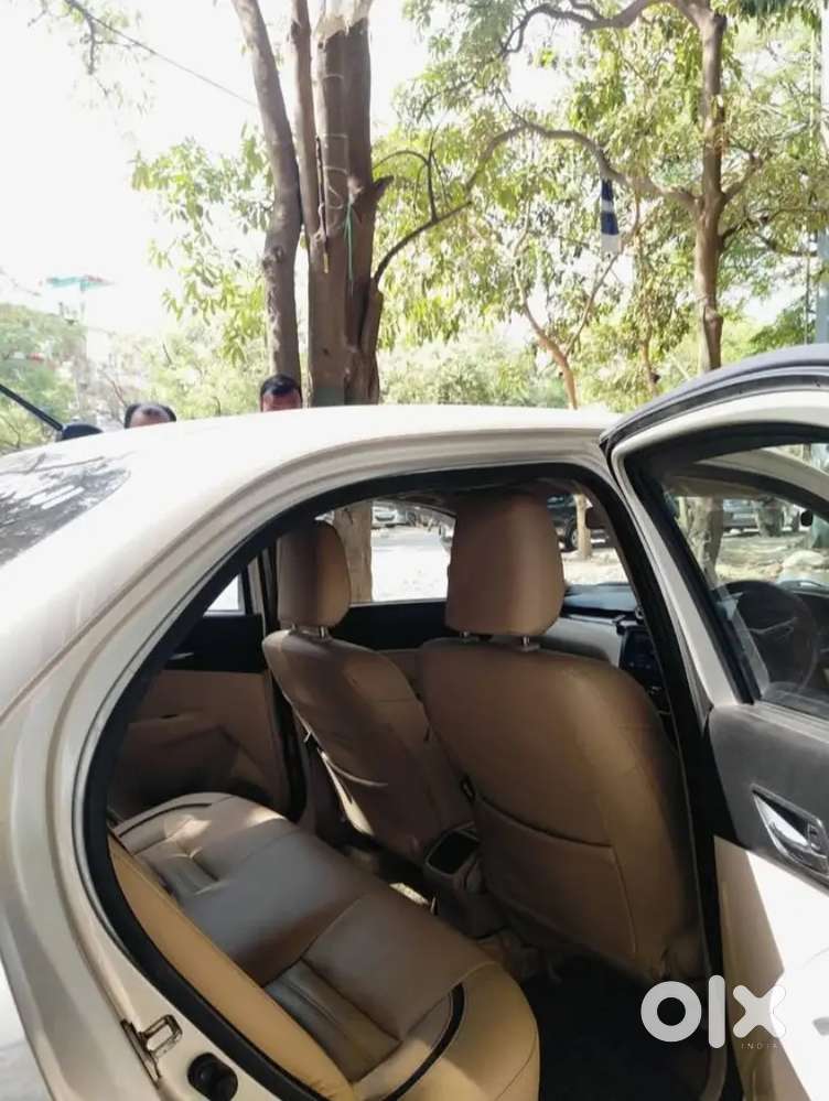 Maruti Suzuki Dzire 2017 Diesel 74000 Km Driven