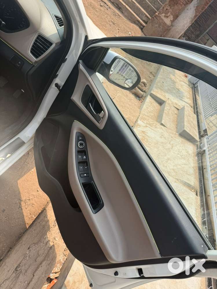 Hyundai Elite I20 2015 Petrol 54636 Km Driven