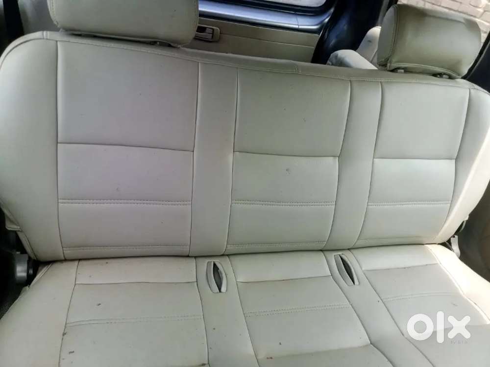 Tavera Lt 7 Seater