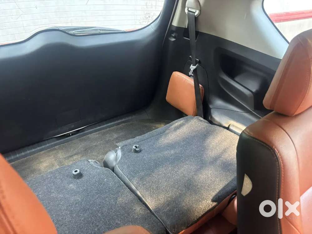 Toyota Innova Crysta