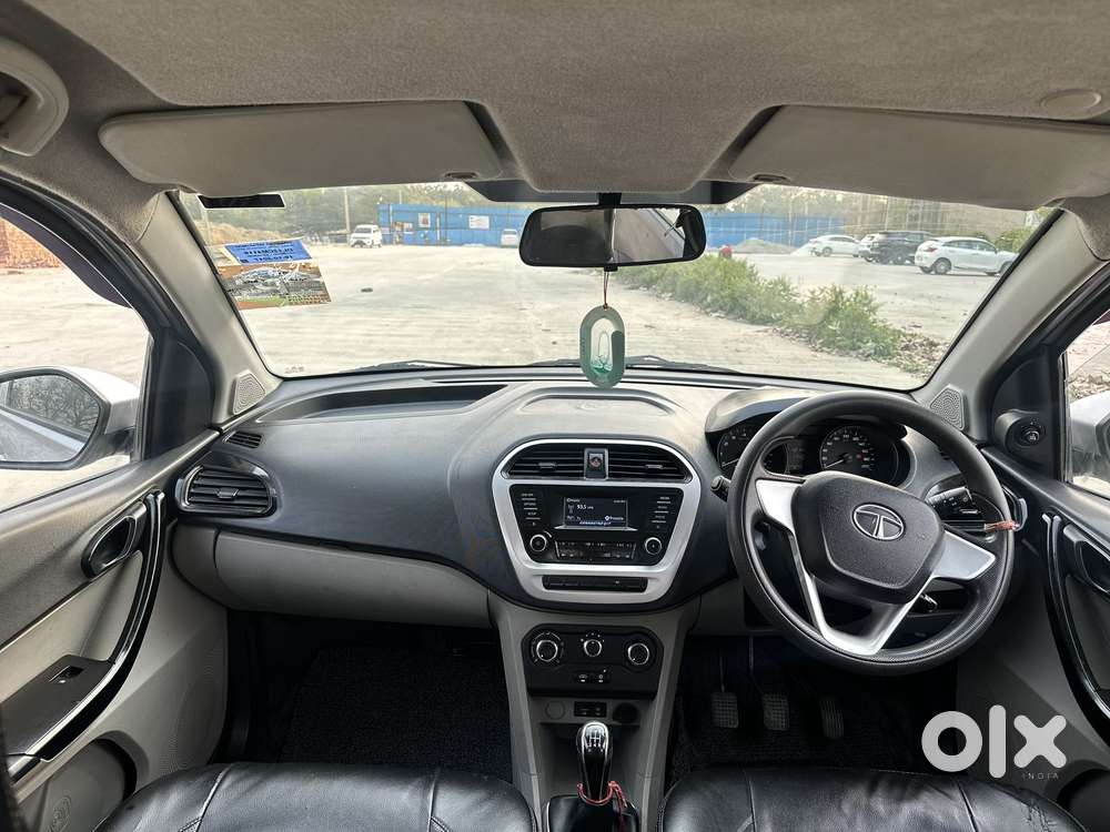 Tata Tiago 1.2 Revotron Xt (o), 2017, Petrol