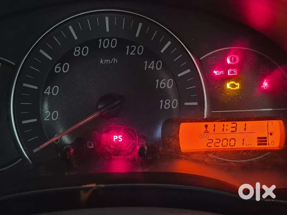 Nissan Micra Mc Xl O Petrol 2017 ( Dealers Please Stay Away
)