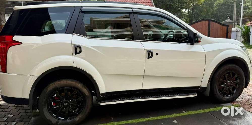 Mahindra Xuv500 At W10 Fwd, 2017, Diesel