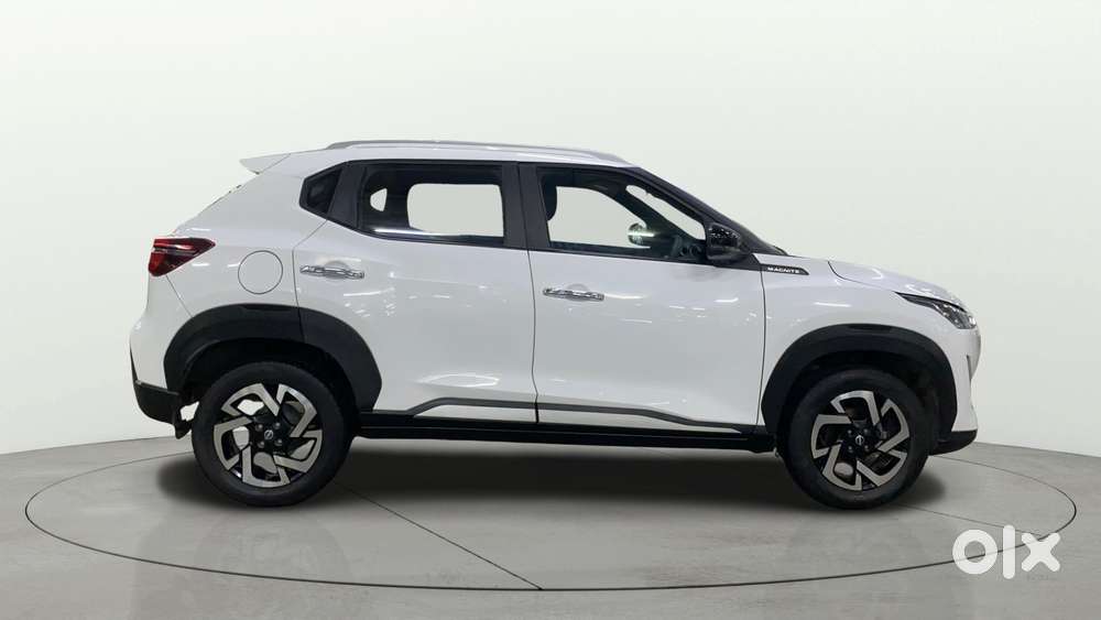 Nissan Magnite Xv Turbo, 2023, Petrol
