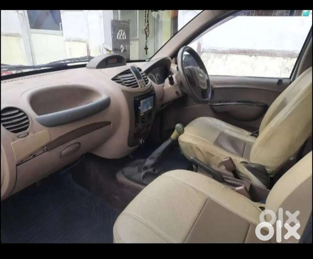 Mahindra Xylo 2010