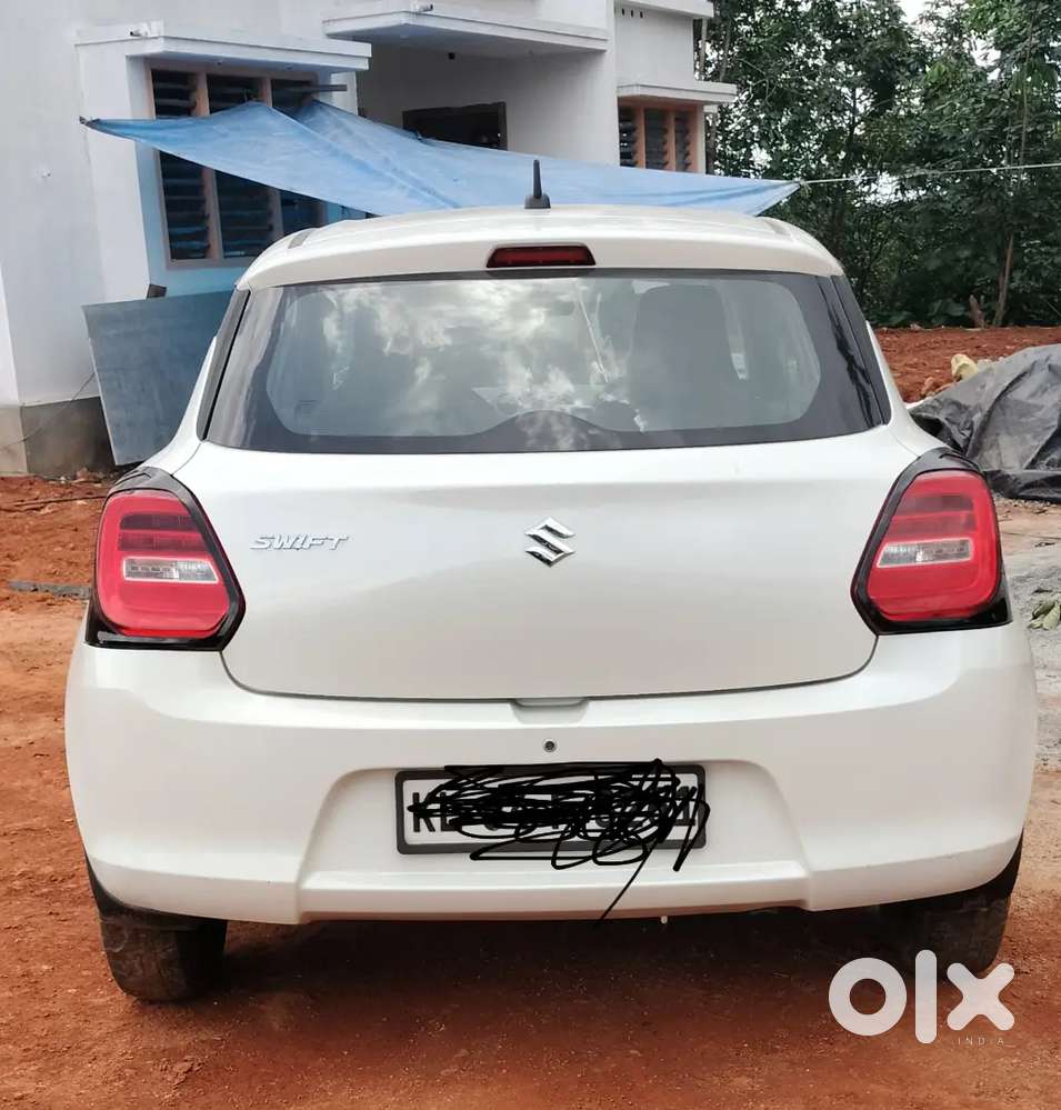 Maruti Suzuki Swift 2018 Petrol 123000 Km Driven