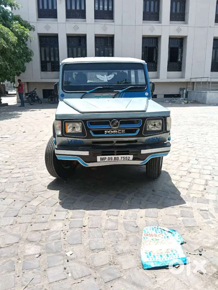 Force Motors Cruiser