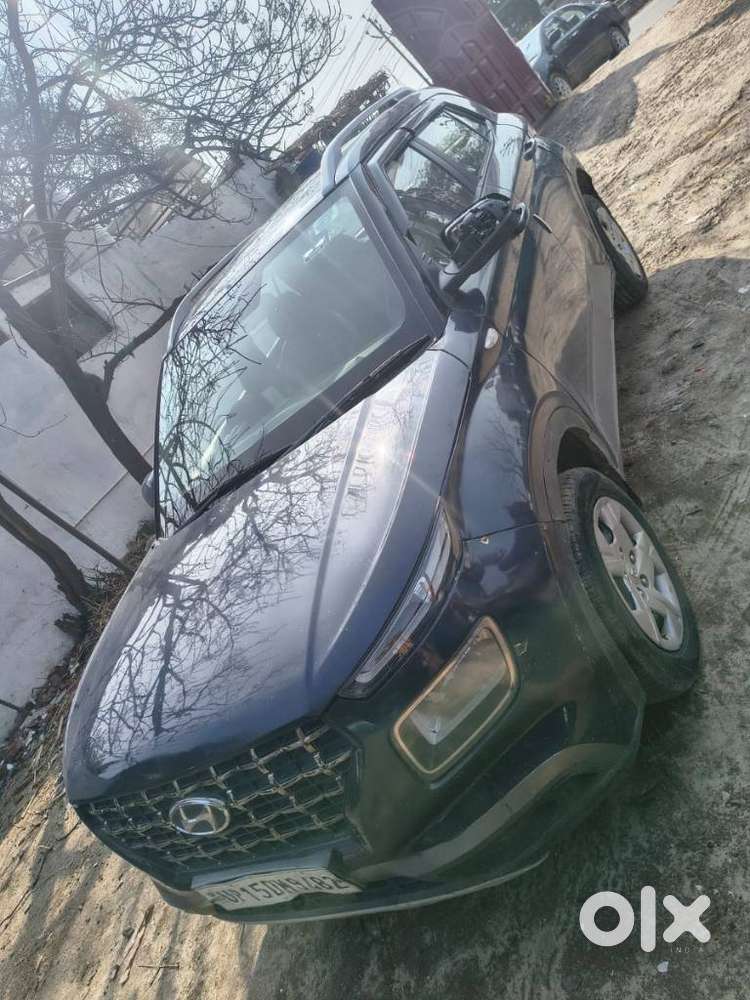 Hyundai Venue S Turbo, 2021, Petrol